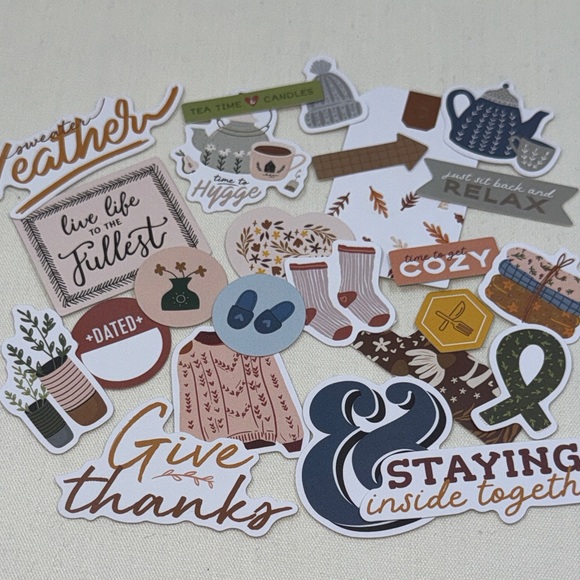 Cocoa Daisy November Memory Keeping Kit 25+ pieces - Picture 5 of 5